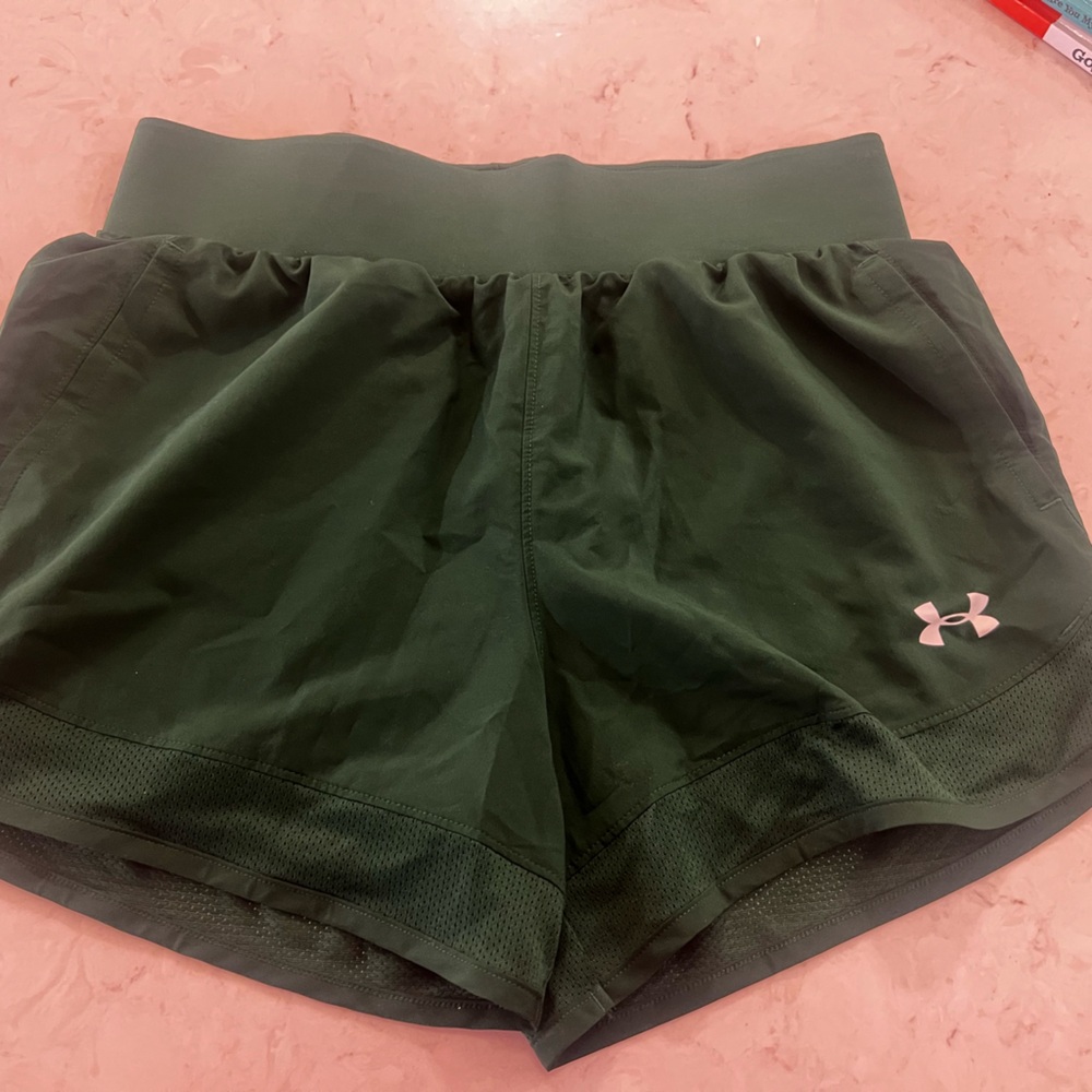 Under Armour - Green Athletic Shorts - S